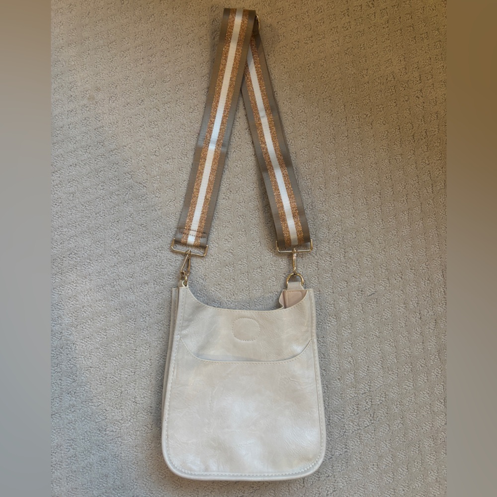 ah-dorned Classic Vegan Leather Messenger with Striped Strap (interchangeable)